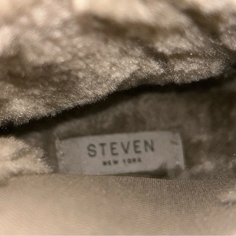 Steven by Steve Madden Avana water resistant suede boots size‎ 9